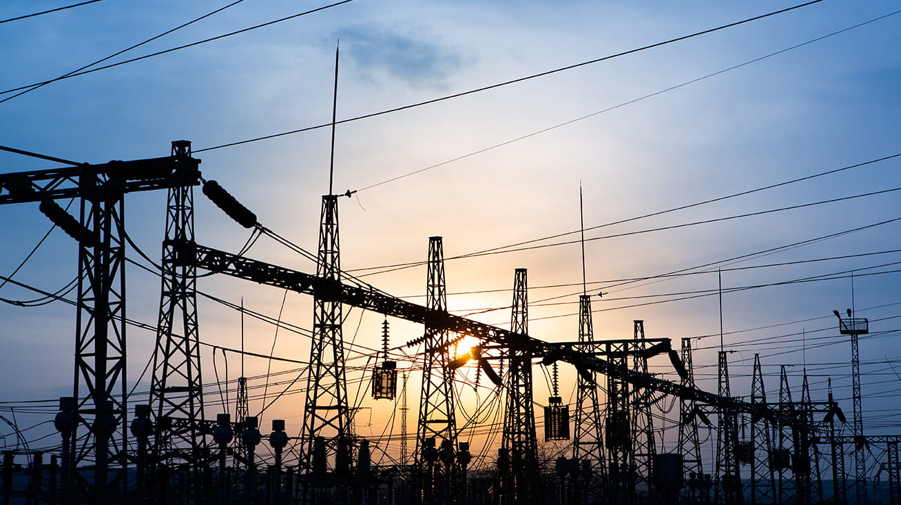 Transmisión y distribución de redes eléctricas tradicionales